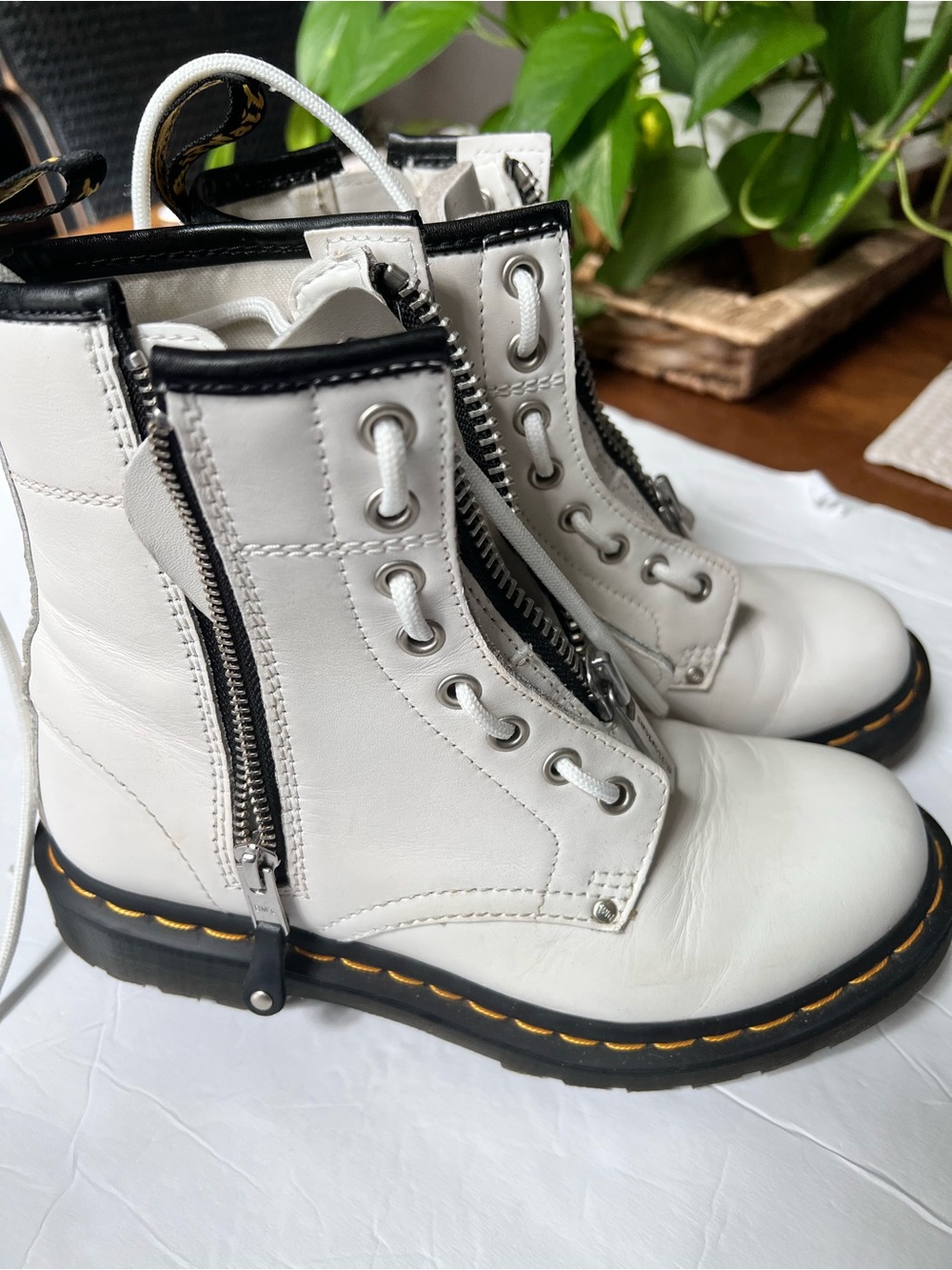 Dr Martens 1460 Twin Zip Boots White Sendal Leather Women's US 7 EU 38